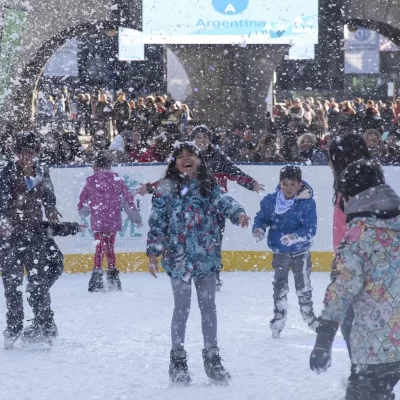 cropped-BCHE-Fiesta-de-La-Nieve-2019-017